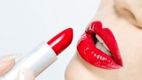Top 6 Loại son không chì tốt nhất cho phái đẹp