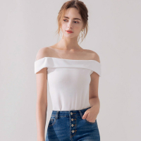 Top 5 Shop có váy, áo trễ vai phong cách nhất tại TP. HCM
